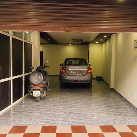 Hotel Homely Abode Далхаузи Экстерьер фото