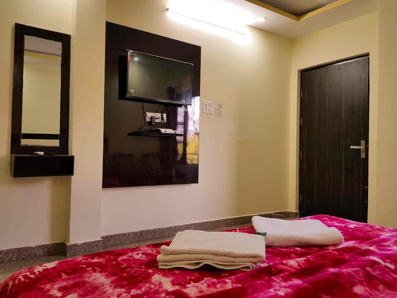 Hotel Homely Abode Далхаузи Экстерьер фото