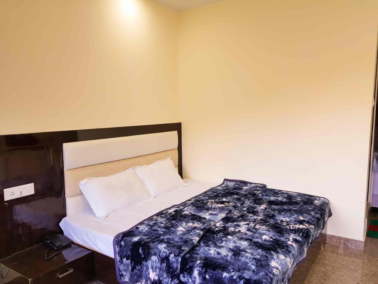 Hotel Homely Abode Далхаузи Экстерьер фото