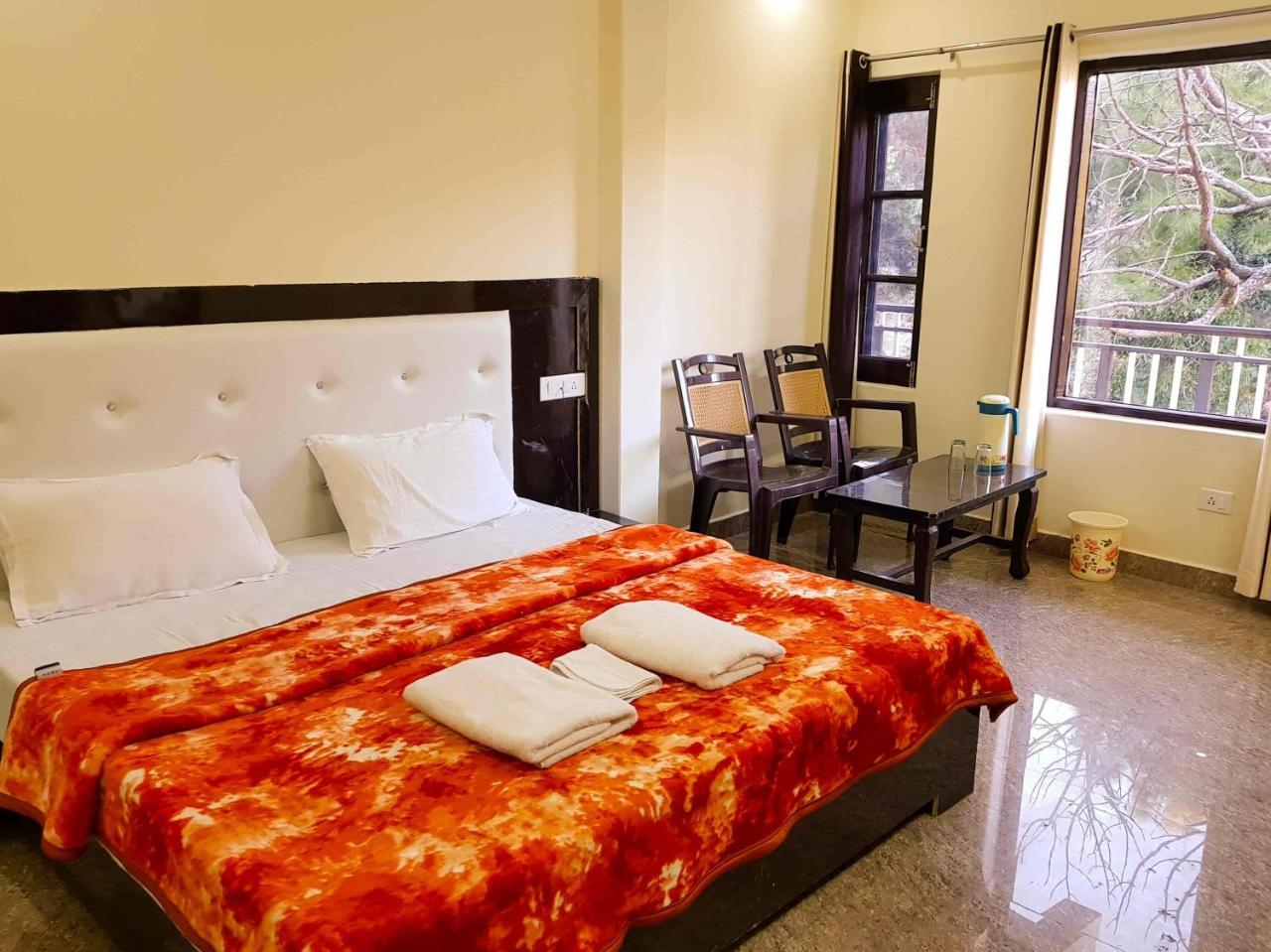 Hotel Homely Abode Далхаузи Экстерьер фото
